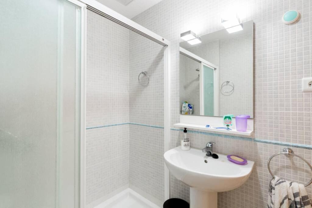 La Rapita - Apartamento De Dos Dormitorios Con Piscina Comunitaria Alcanar Dış mekan fotoğraf