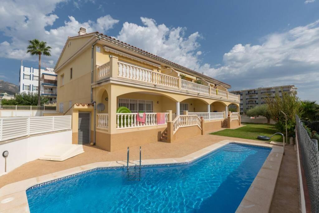 La Rapita - Apartamento De Dos Dormitorios Con Piscina Comunitaria Alcanar Dış mekan fotoğraf