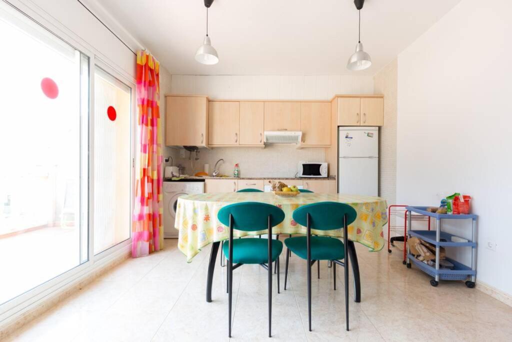 La Rapita - Apartamento De Dos Dormitorios Con Piscina Comunitaria Alcanar Dış mekan fotoğraf