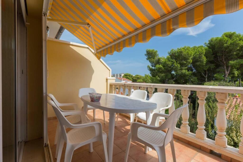 La Rapita - Apartamento De Dos Dormitorios Con Piscina Comunitaria Alcanar Dış mekan fotoğraf